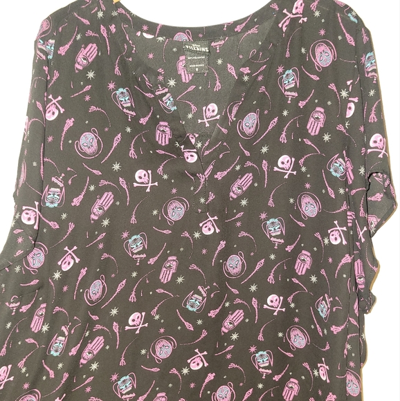 Torrid Disney Villan Top - Picture 1 of 4